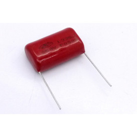 Capacitor Poliéster 3.3uF/250V (335)