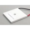 Pastilha Peltier 40x40mm com Furo 15.4V 7A 62.2W - HTC-40-07F-15.4