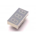 Display de 7 Segmentos com  3 Dígitos TOT4301EE